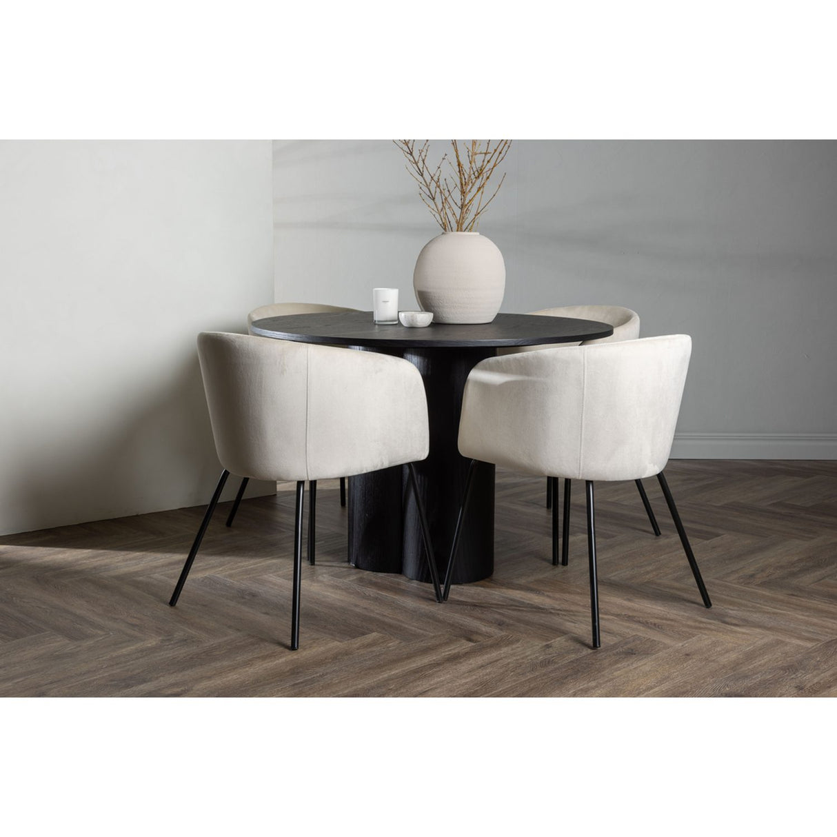 Olivia, Berit Rund matgrupp
