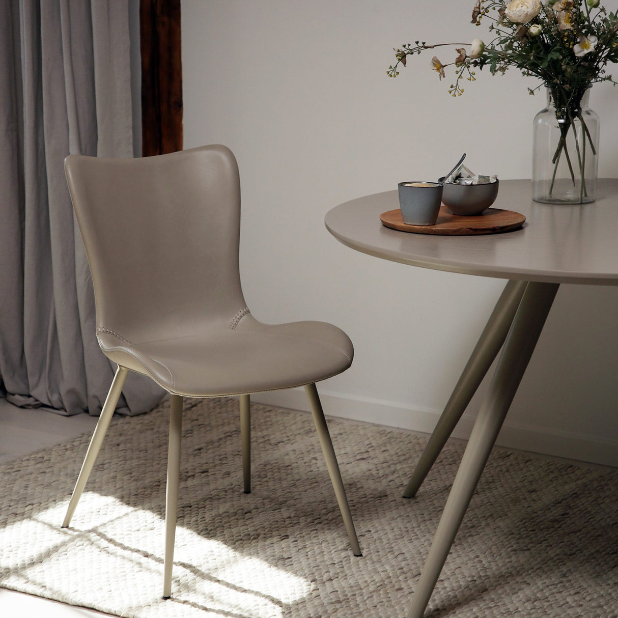 Medusa Stol Cashmere Art.Leather