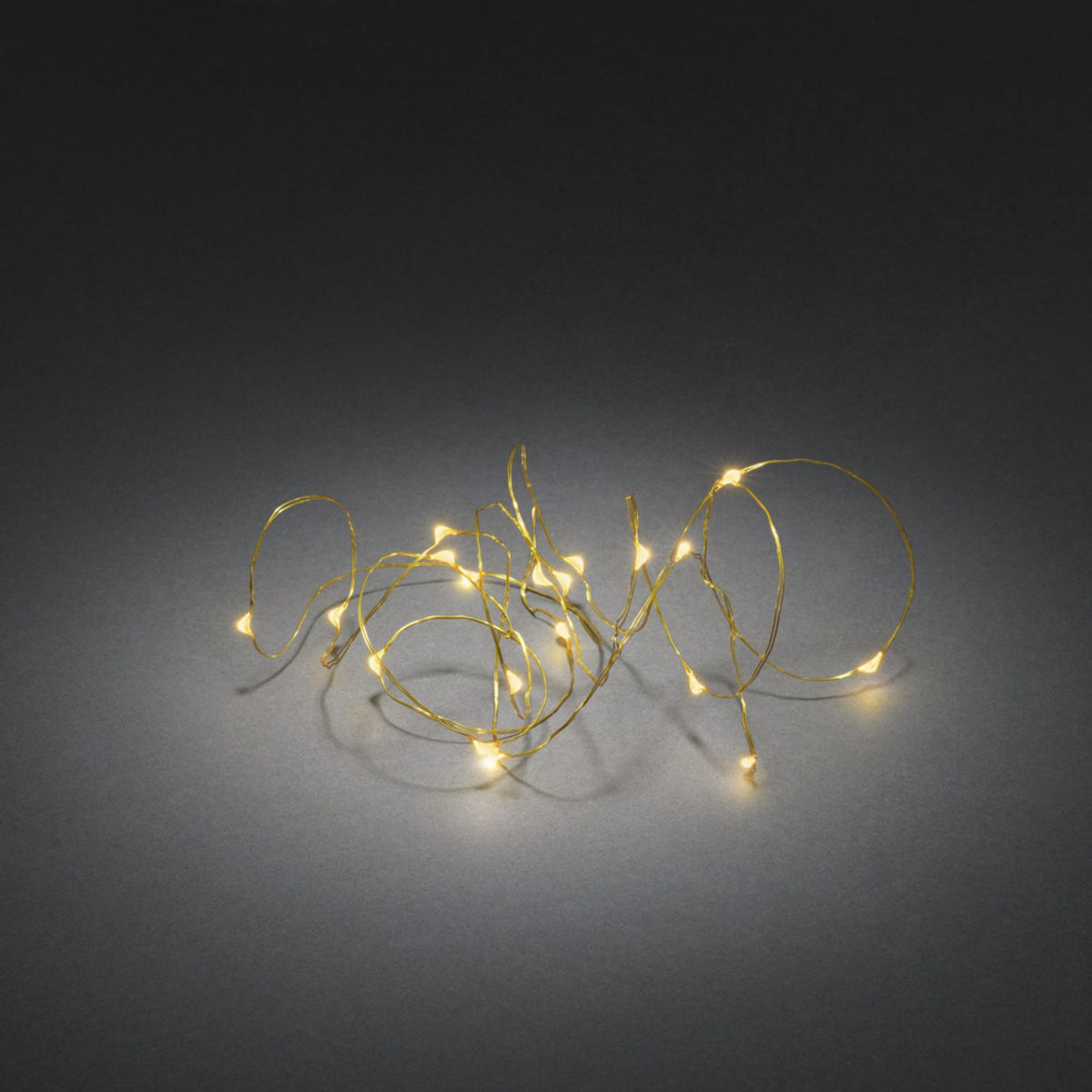 Metallisk LED Timer 6h Ljusslinga Inomhus 20 Lampor (1.9m), Amber/Mässingfärgad