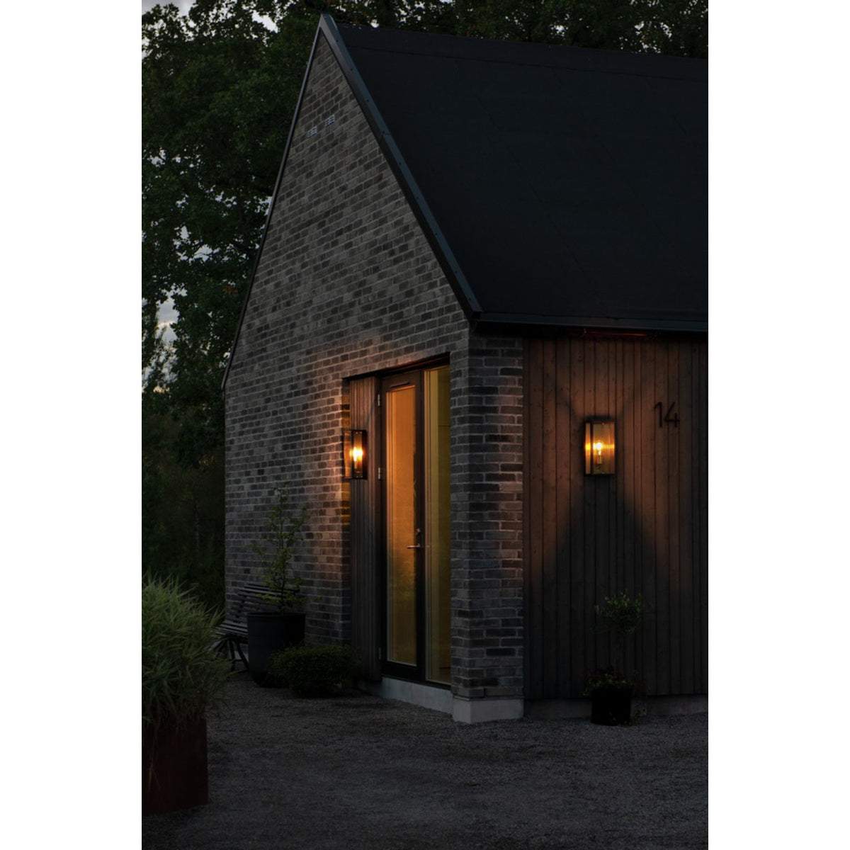 Carpi E27 Vägglampa Ute Svart/Mässing, Stor (20.5 cm)
