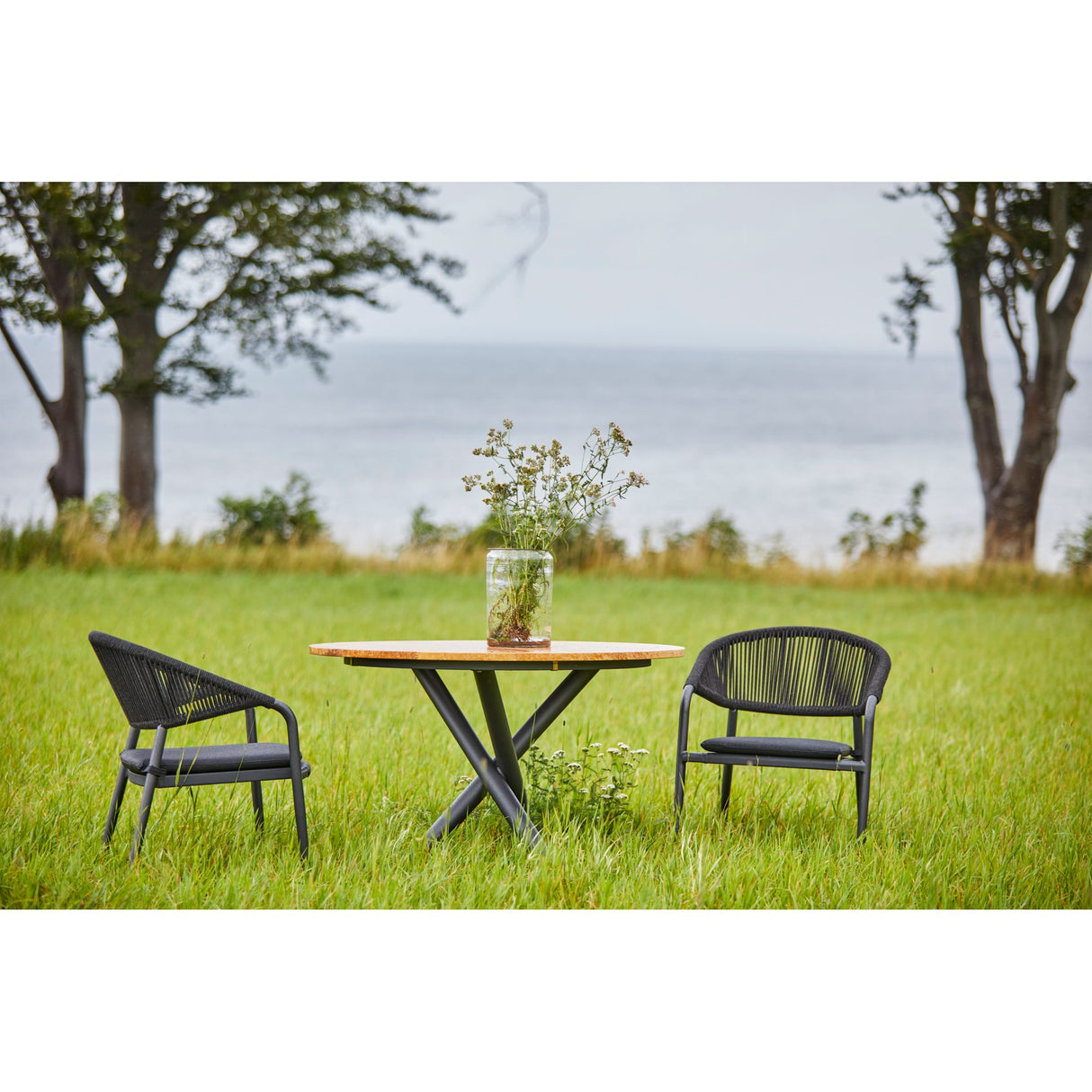 Ekeryd Utebord Ø110 cm