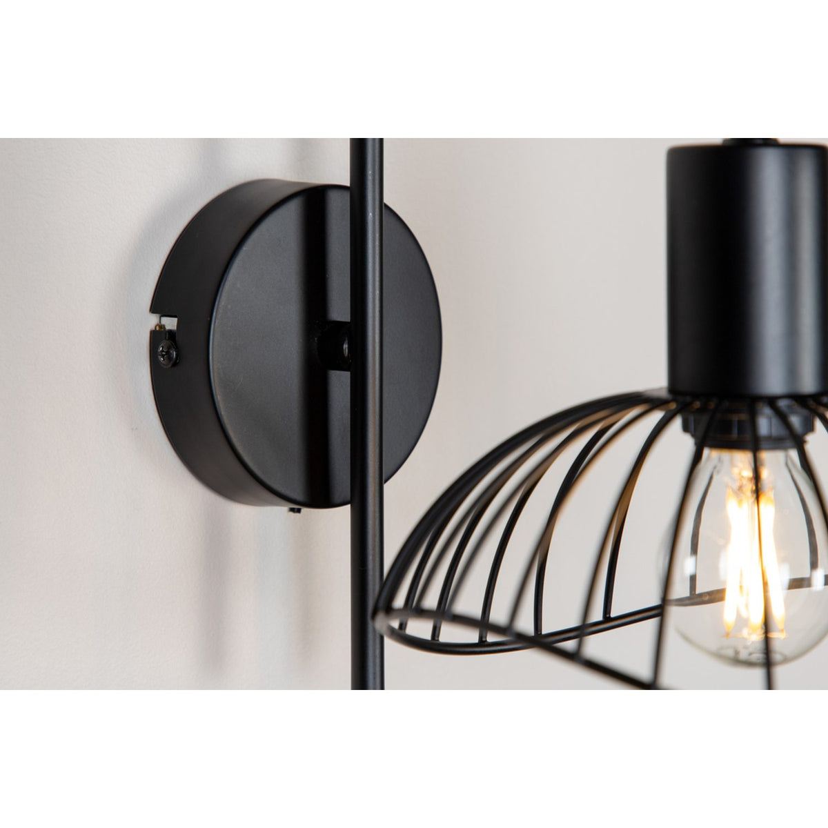 Elsa Vägglampa Svart, U-fäste