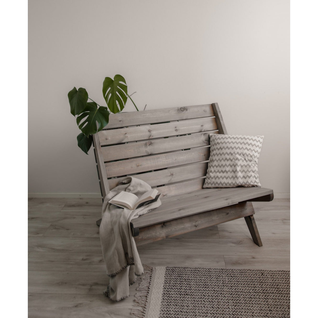 Granny Utestol Double Furu Oljad Grå