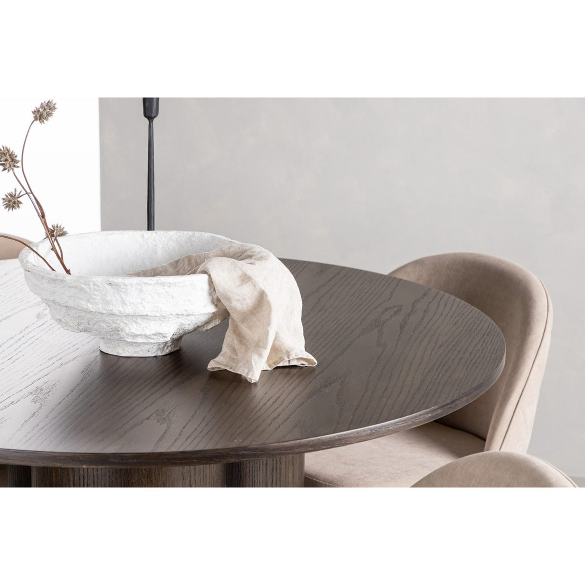 Olivia, Velvet Rund matgrupp Beige, Svart, Mocka, ⌀110