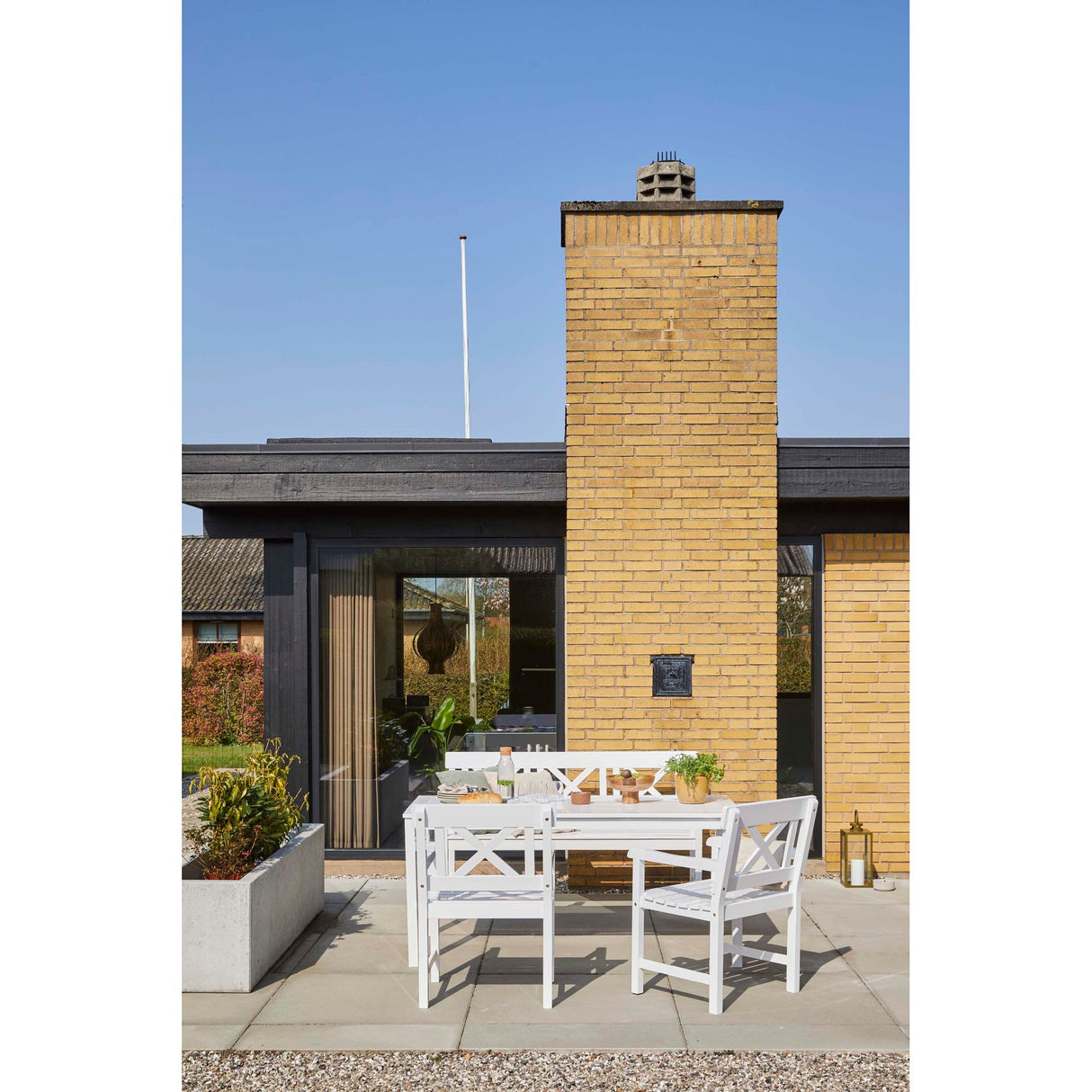 Sofiero Trädgårdsmöbelset med 1 Bord, 1 Bänk och 2 Stolar Vitlack