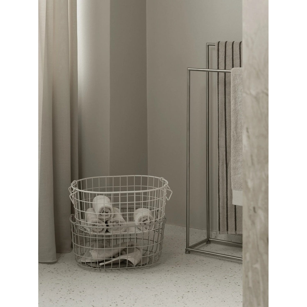 Kago storage basket 17 x 37 x 27 cm Förvaringslåda Moonbeam, Oval