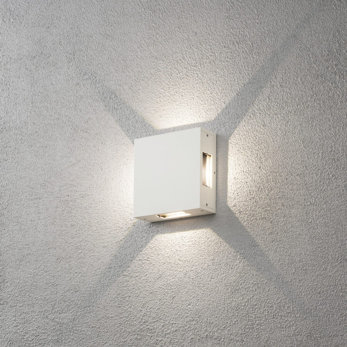 Cremona HP-LED 4x3W Vägglampa Ute Vit