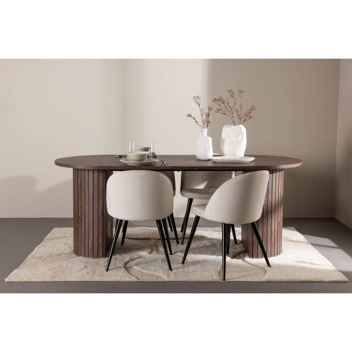Härön, Velvet Ovalt matgrupp Beige,Svart, Mocka, 200 x 90