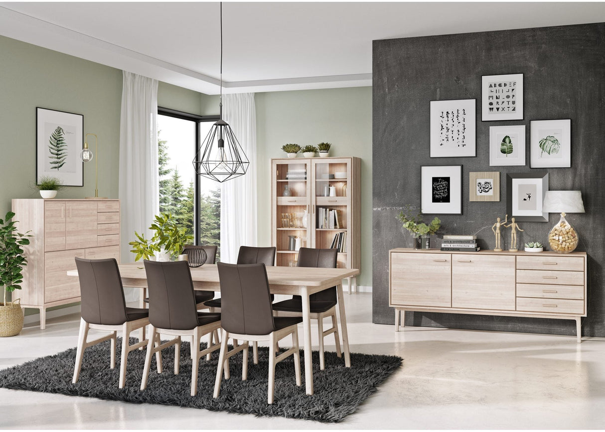 Vitrinskåp Nr.700 123x191 cm Vitoljad Ek