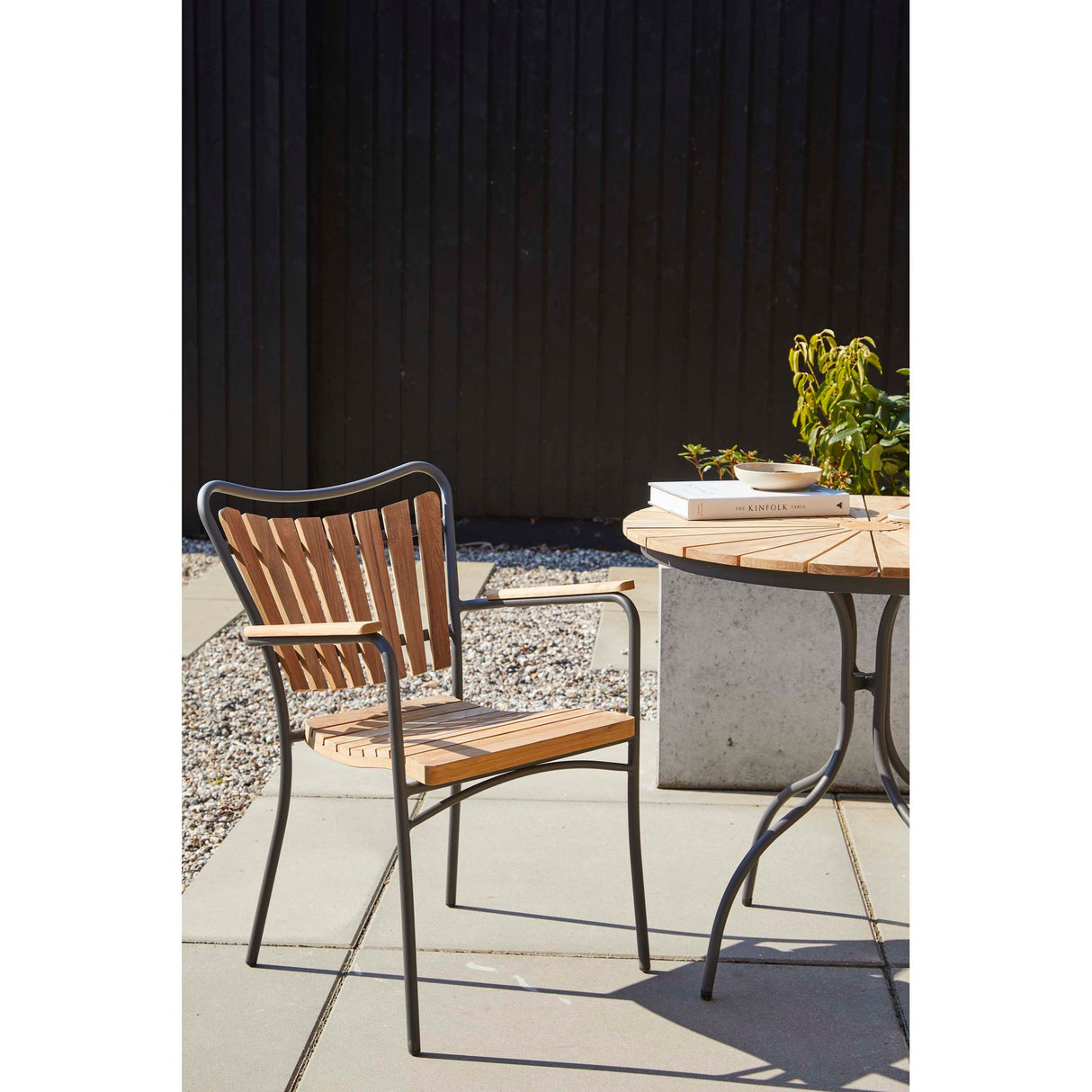 Ellen Cafébord Ø80cm i Teak och Aluminium Antracit