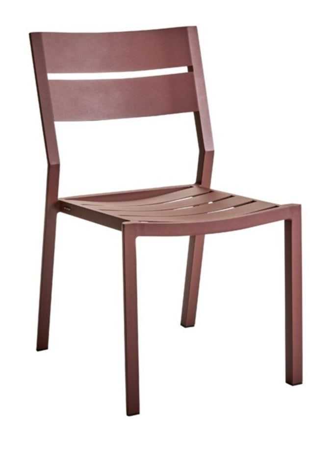 Delia Matstol Zin Red