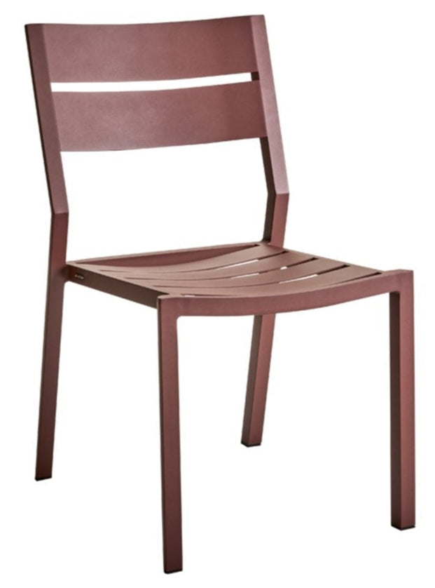 Delia Matstol Zin Red