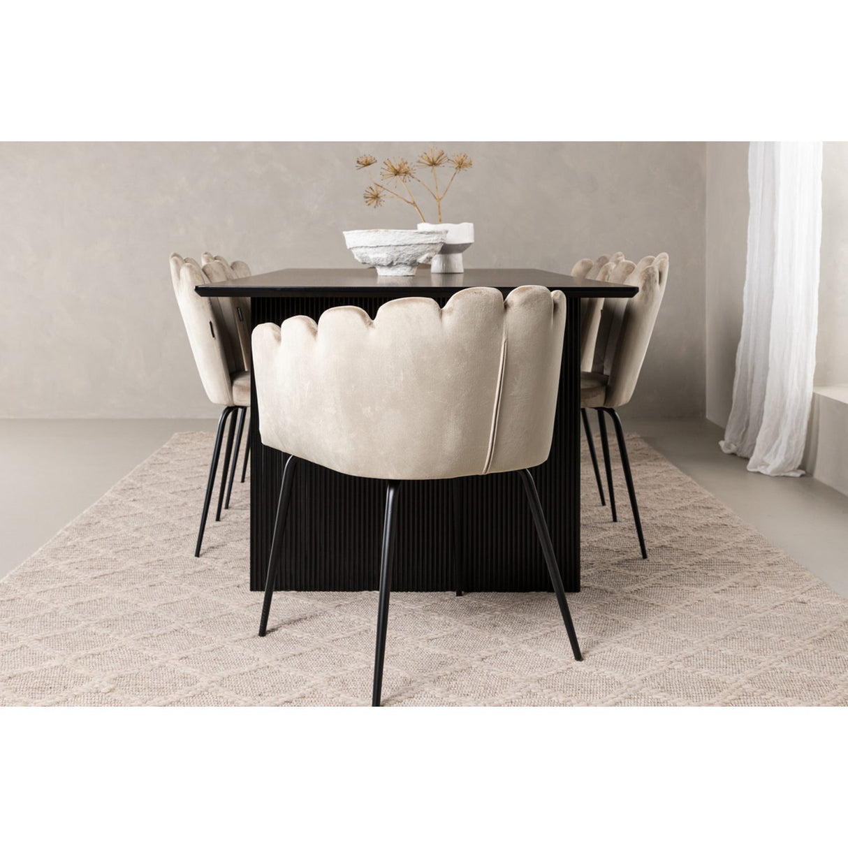 Vail, Limhamn Rektangulär matgrupp Beige, Svart, Svart, 200 x 100