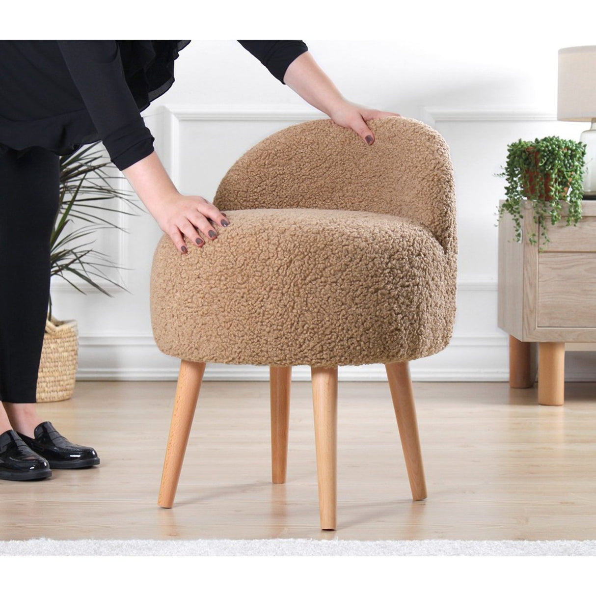 Suva (46 x 64 x 46 cm) Sittpuff Kaffe
