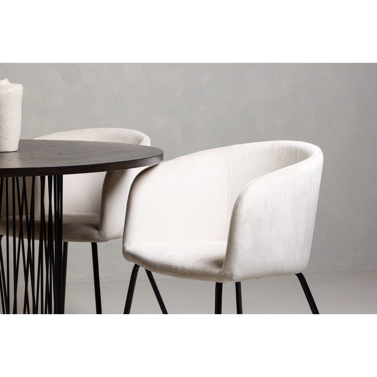 Stone, Berit Rund matgrupp Beige, Svart, Svart, Mocka, ⌀120