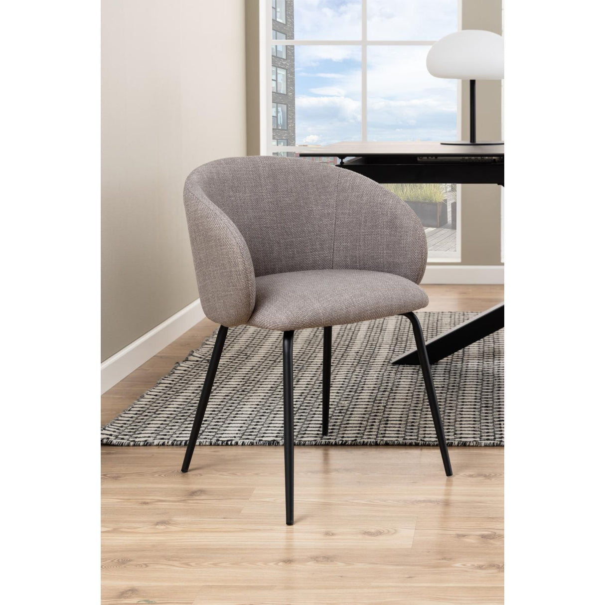 Chaumont Karmstol Basel tyg Ljusgrå-Brun