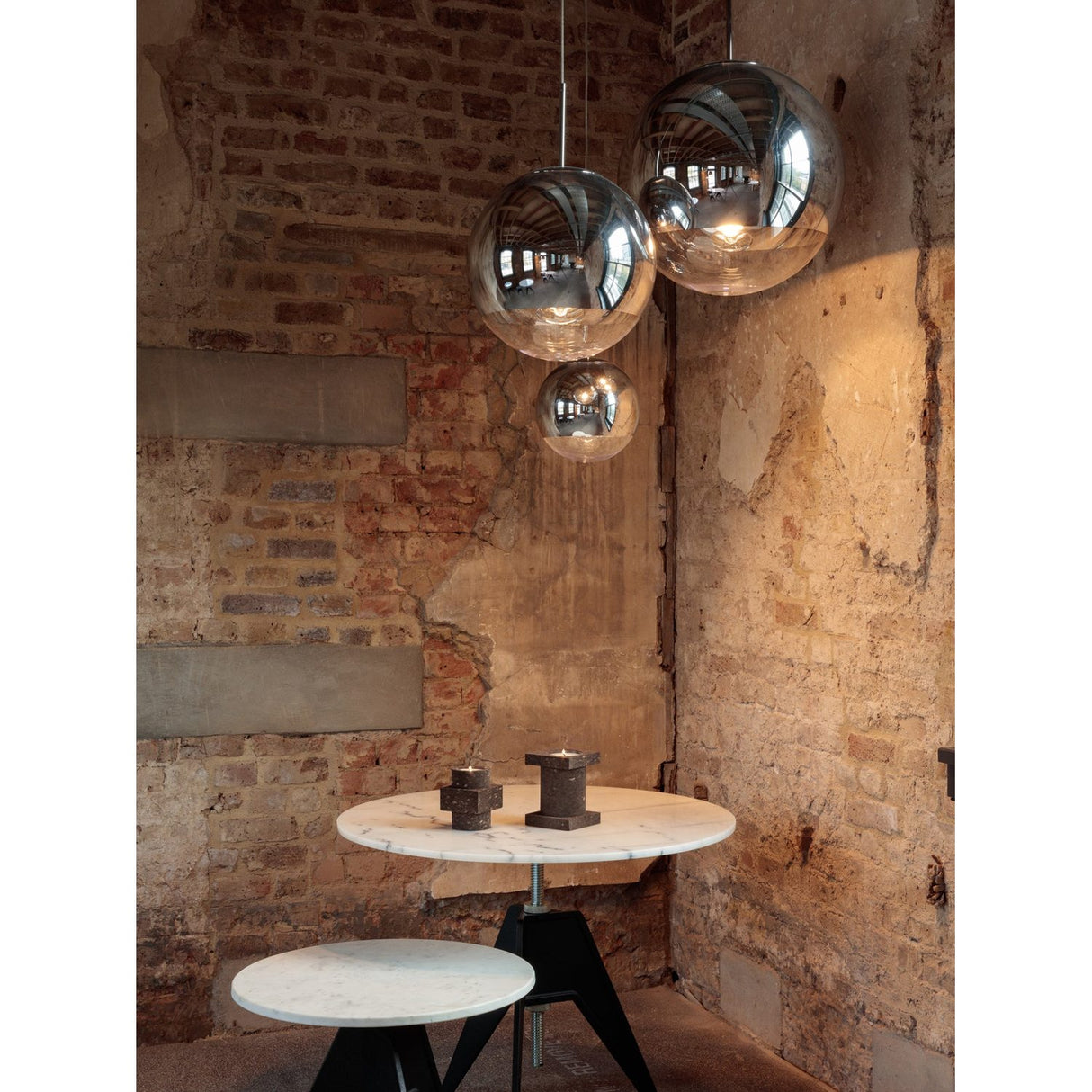 Mirror Ball Rund serie Pendelsystem LED Silver