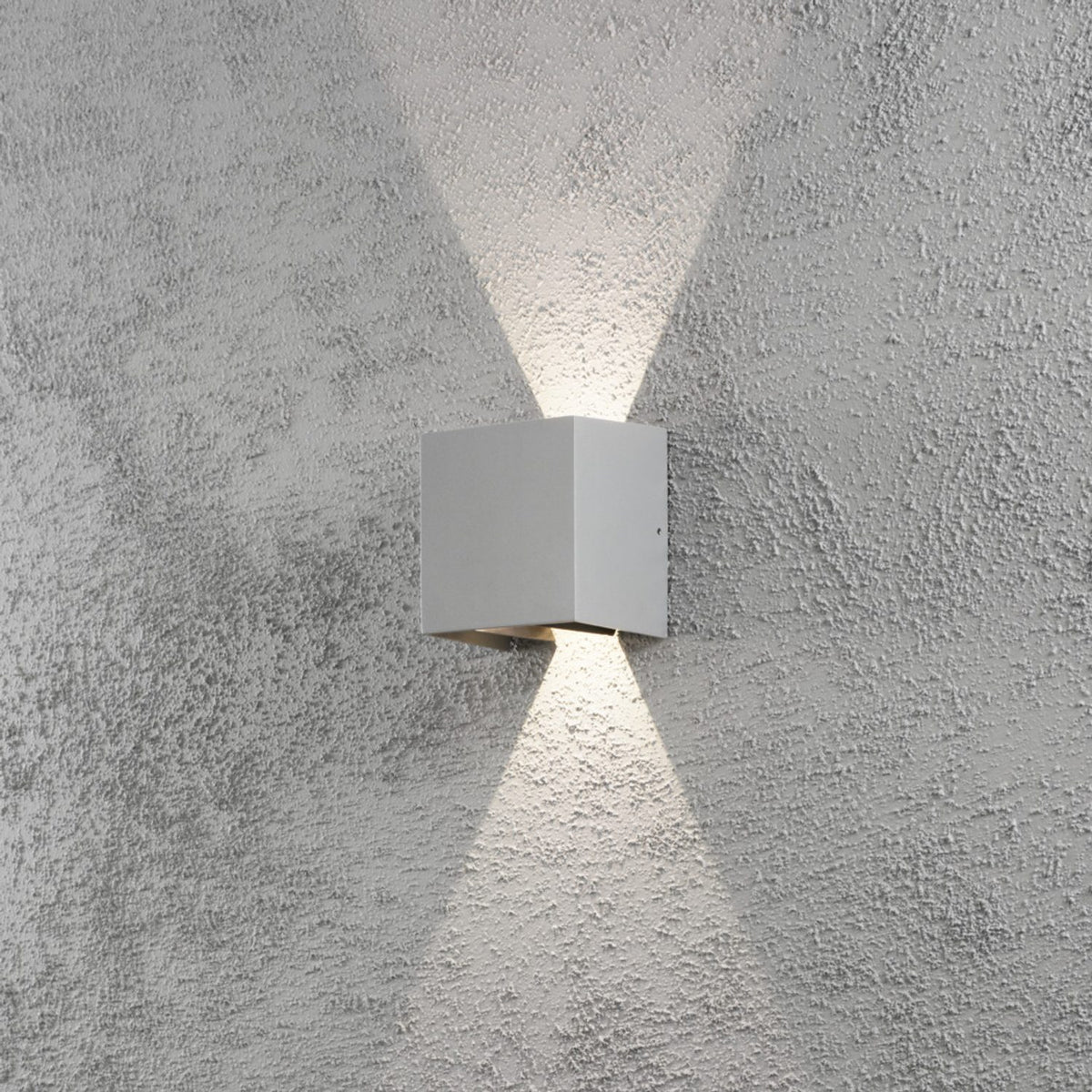 Cremona HP-LED 2x3W 13.5 cm Vägglampa Ute Grå