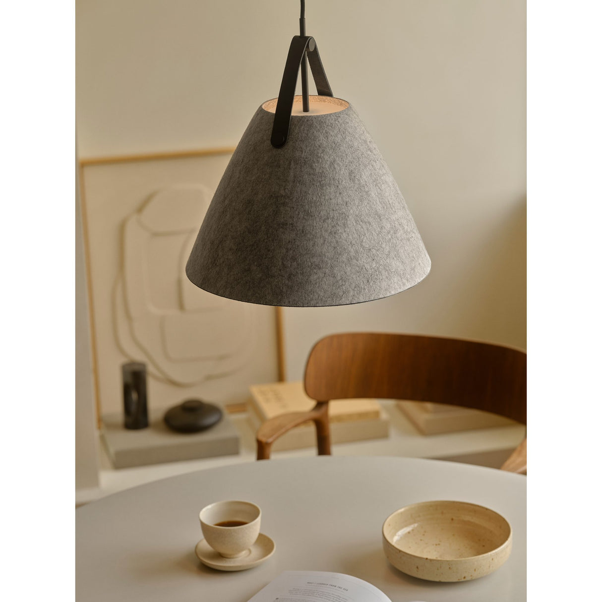 Strap Taklampa Ljusgrå