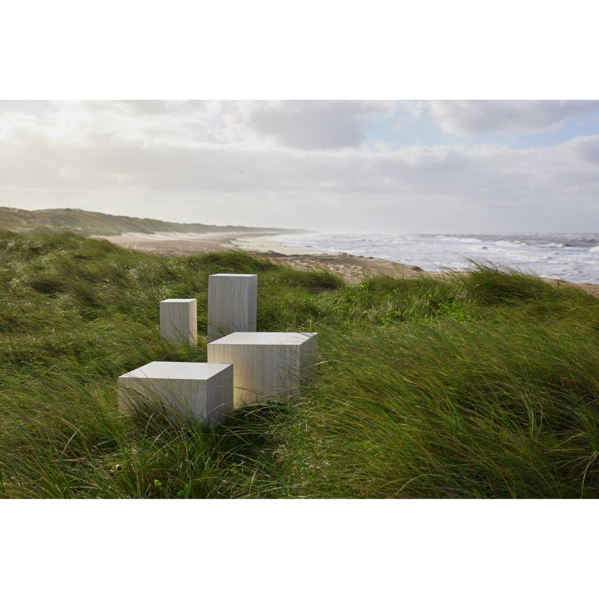 Dijon Satsbord 58x58 cm Travertin