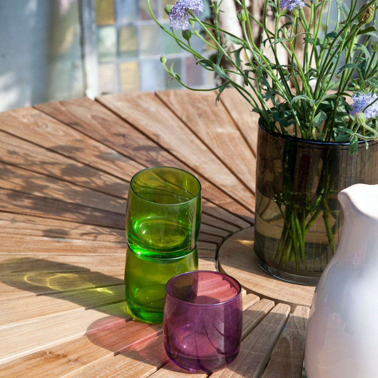 Ellen Trädgårdsmöbelset i Teak och Aluminium 130 cm + 5 stolar, Vit