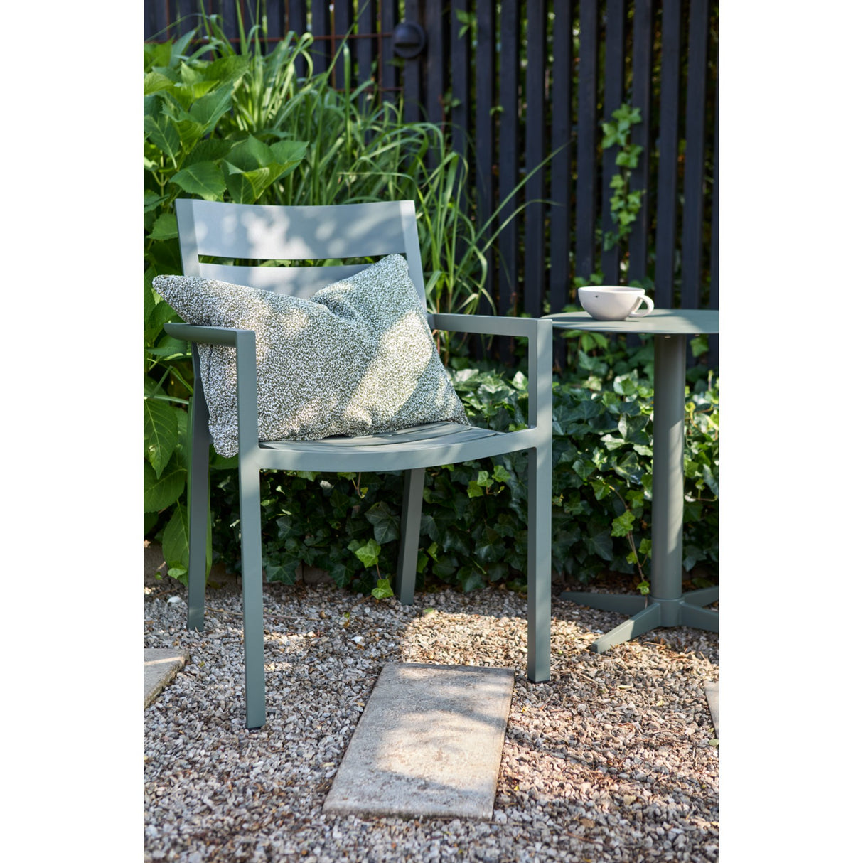 Mill Utesidobord Nordic Green