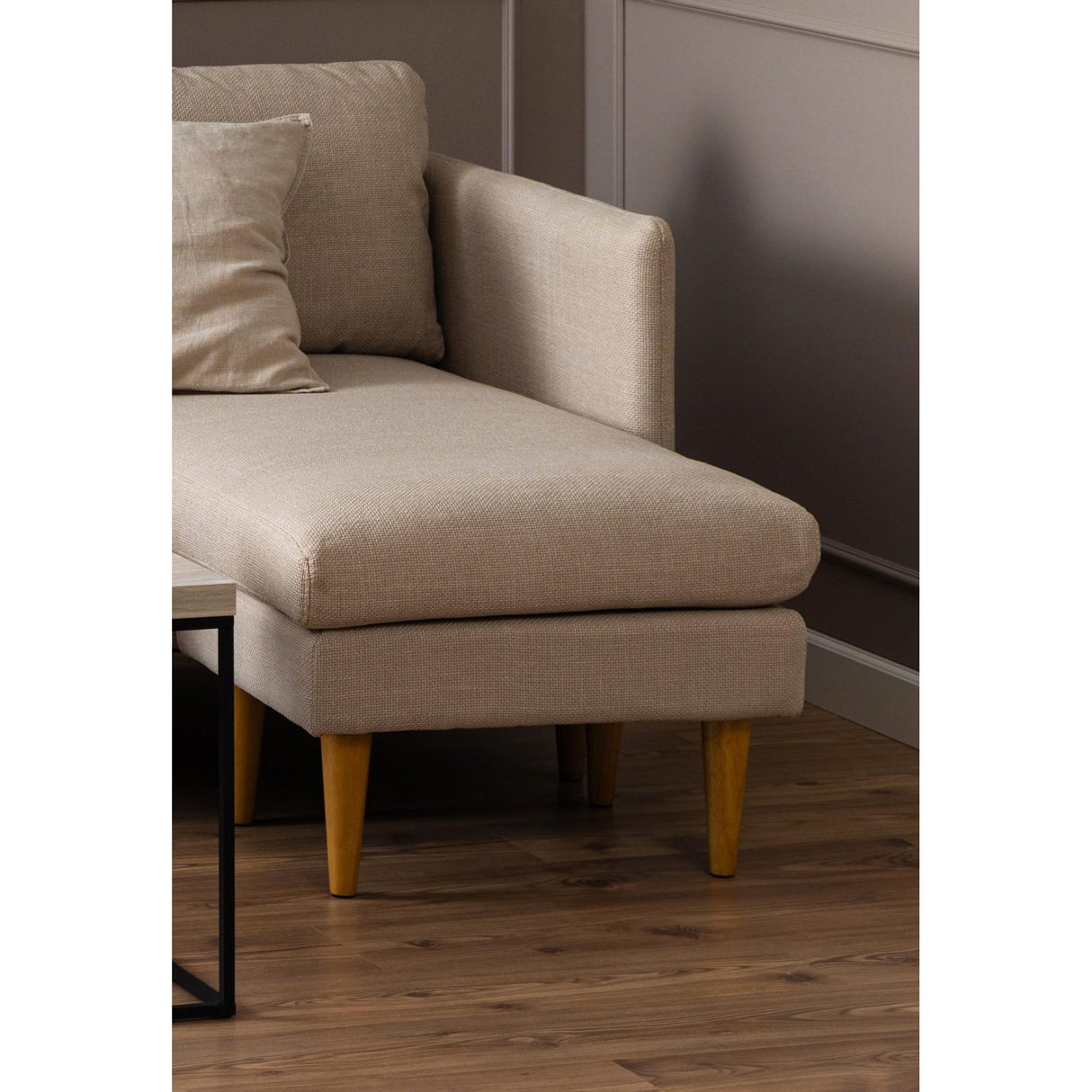 Milly 2-sits med schäslong Basel tyg Beige
