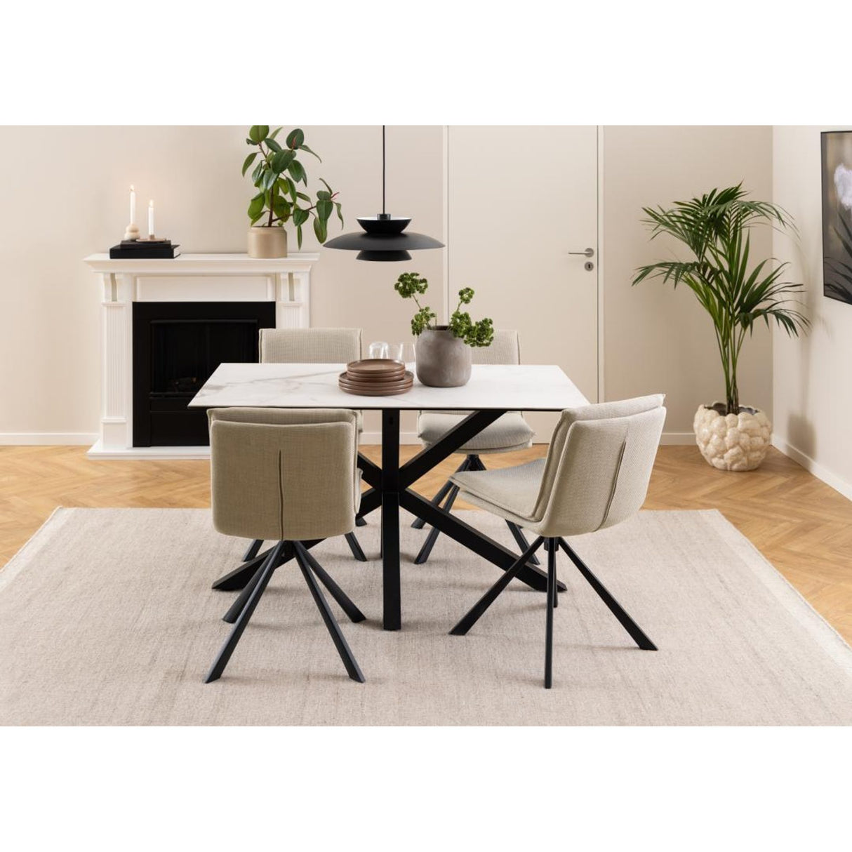 Cranston Matstol Basel tyg Beige