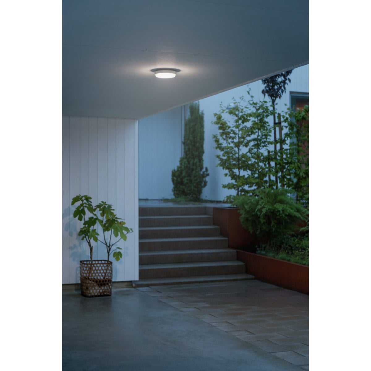 Cesena HP-LED Rund Vägglampa Ute