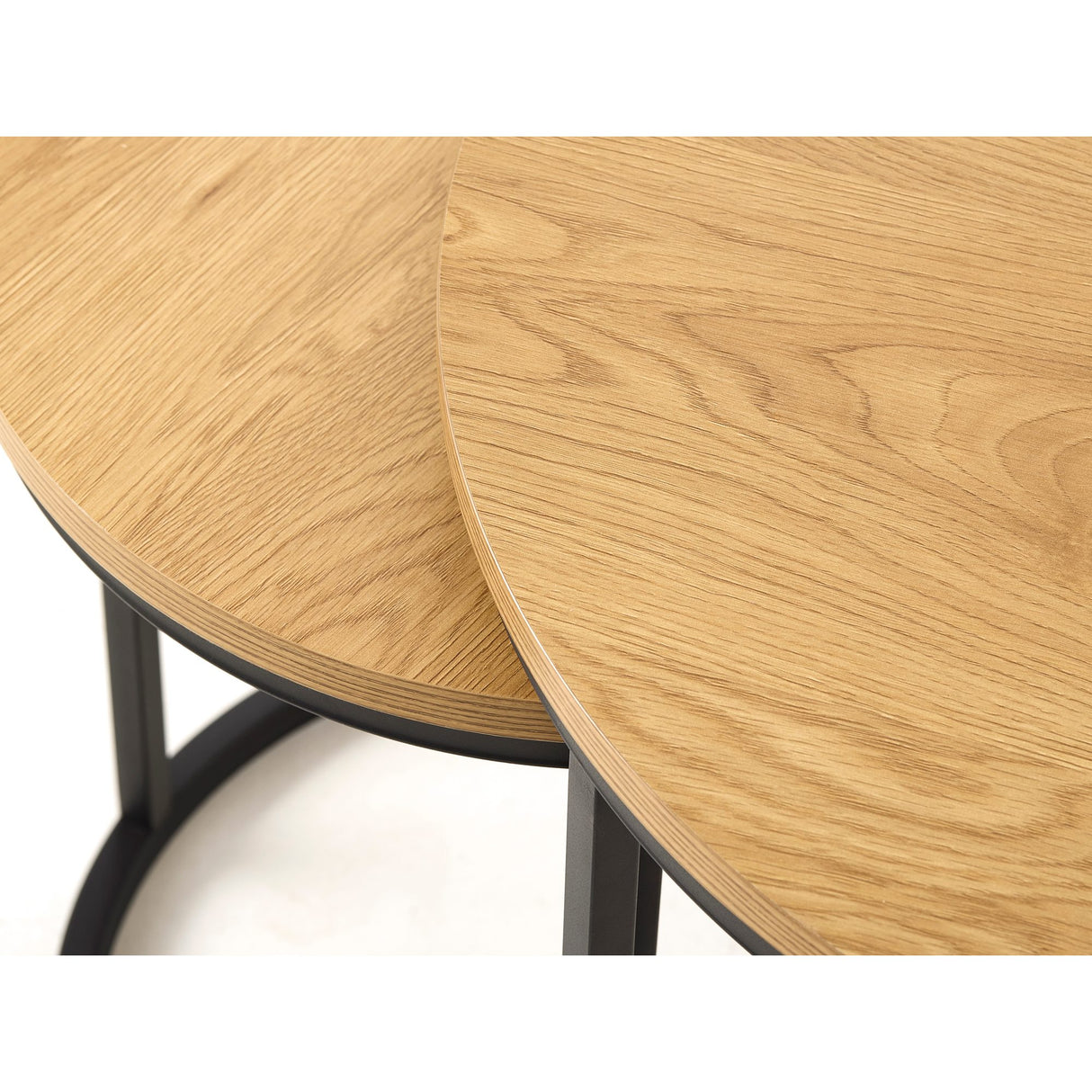 Classico Satsbord rund 60 cm Naturlig ek