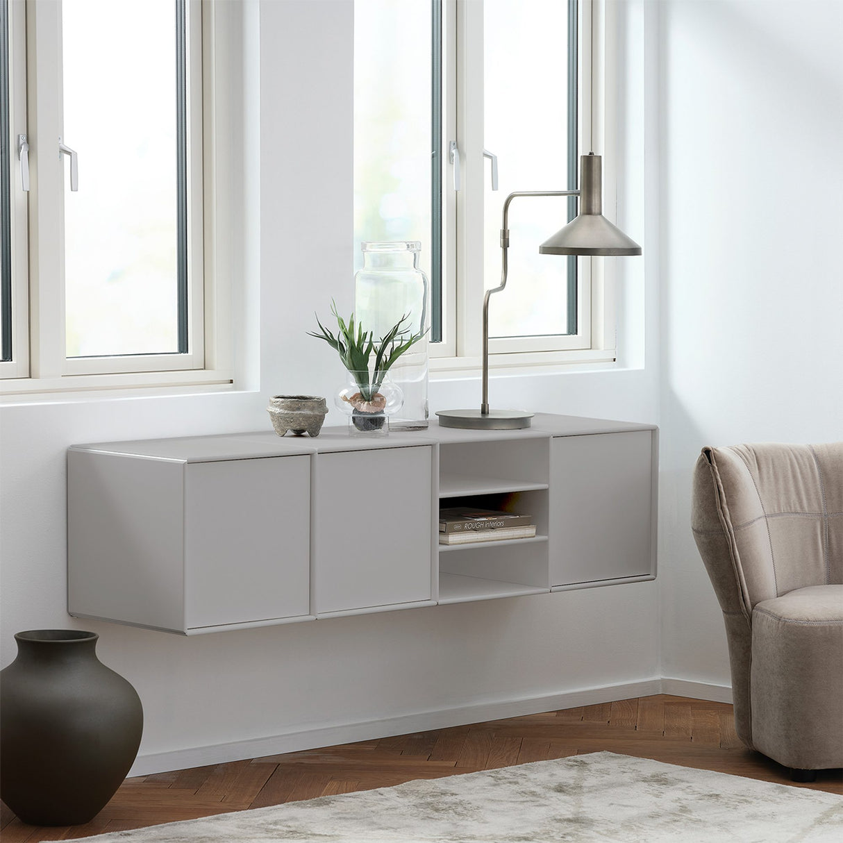 Madison Quadrant-skänk Väggmonterad Svamp