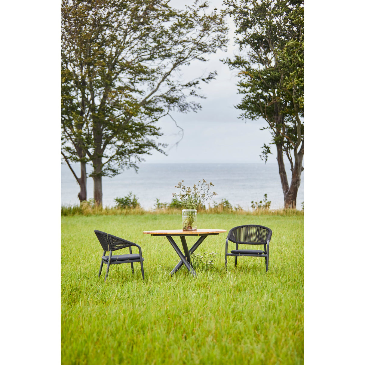 Ekeryd Utebord Ø110 cm