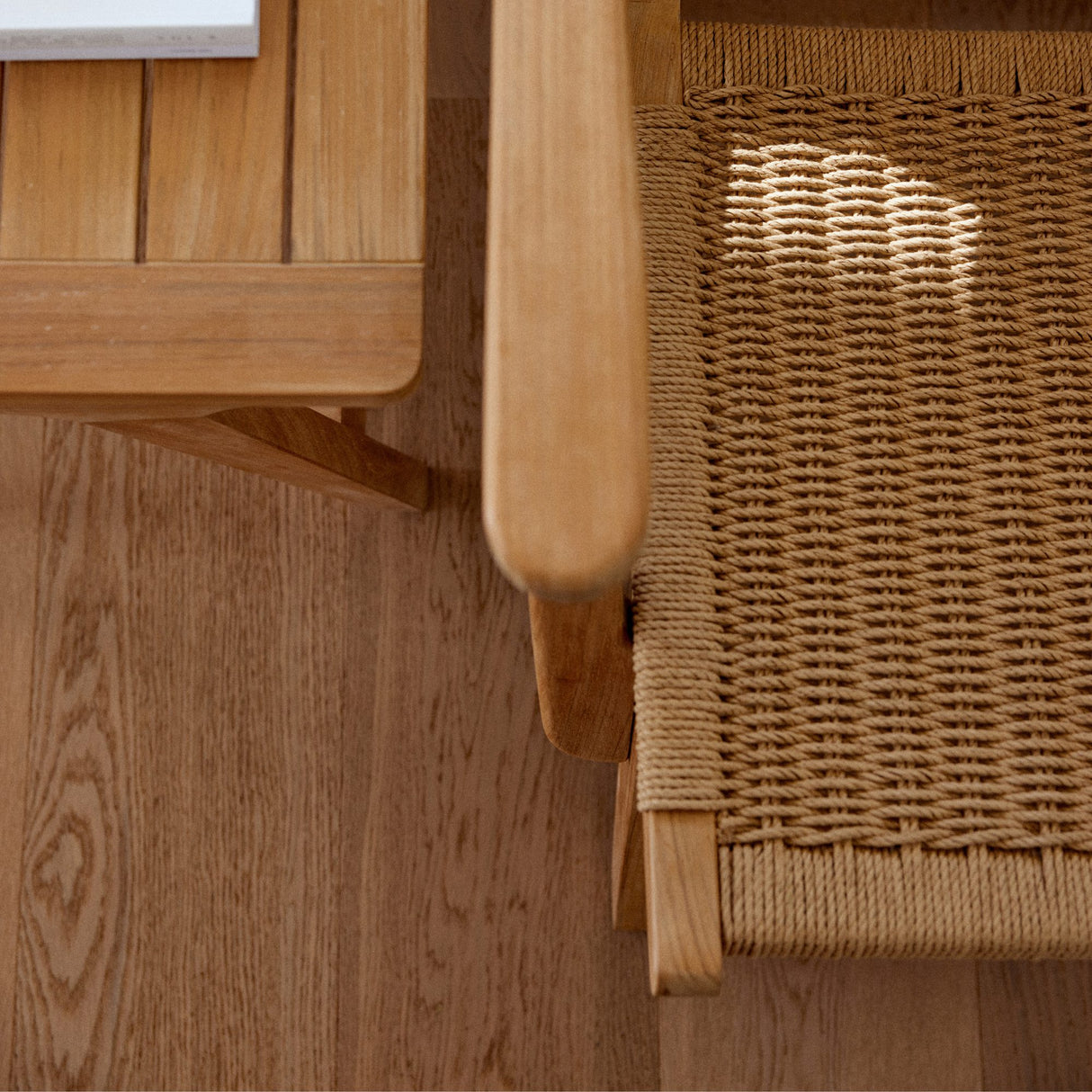 Eya Loungestol Teak med Paperloom fläta