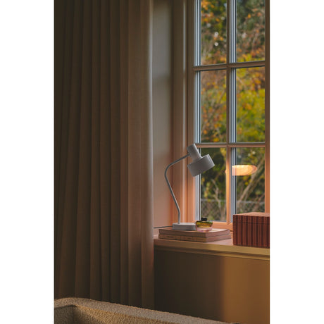 Matis Bordslampa Vit