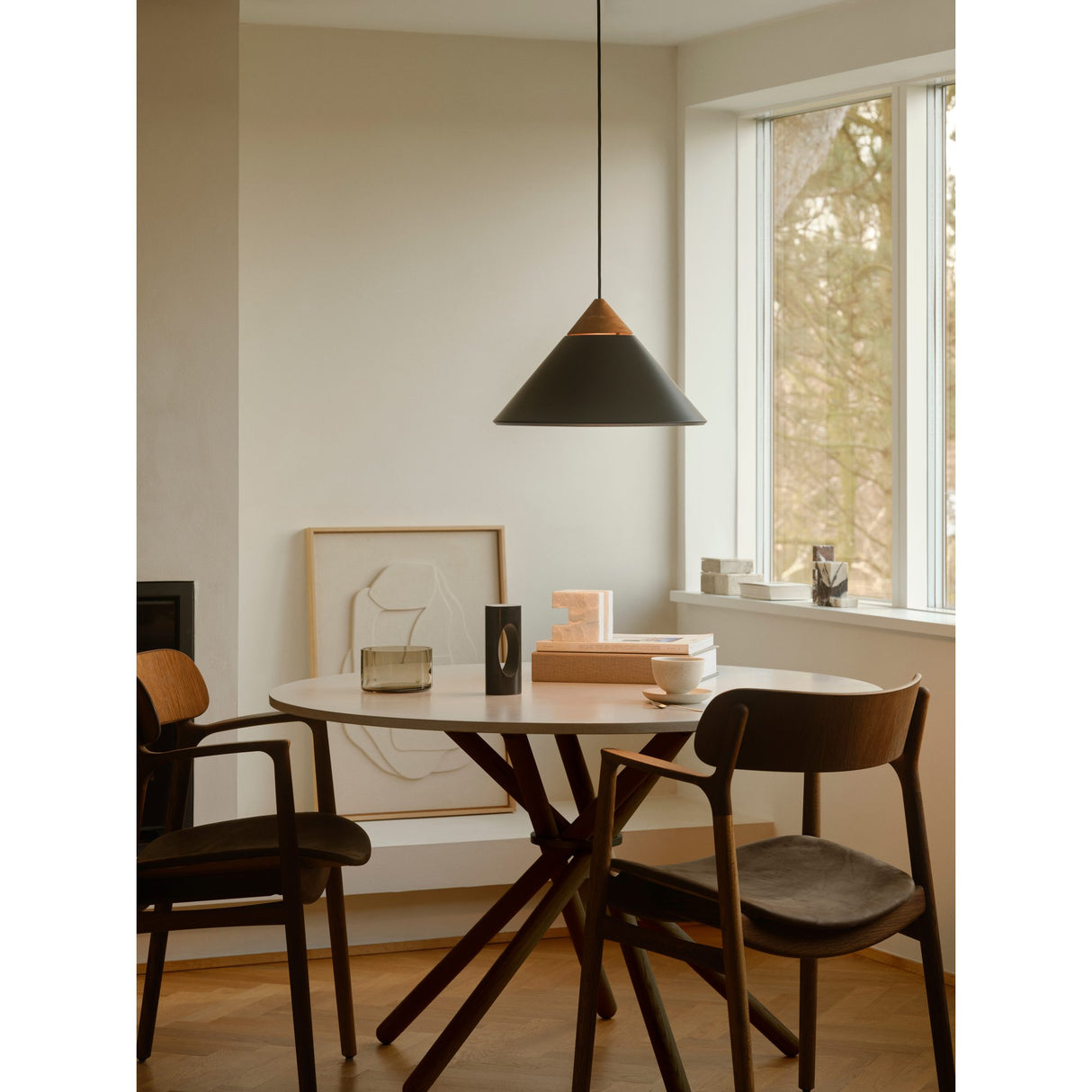 Kinto Taklampa Svart