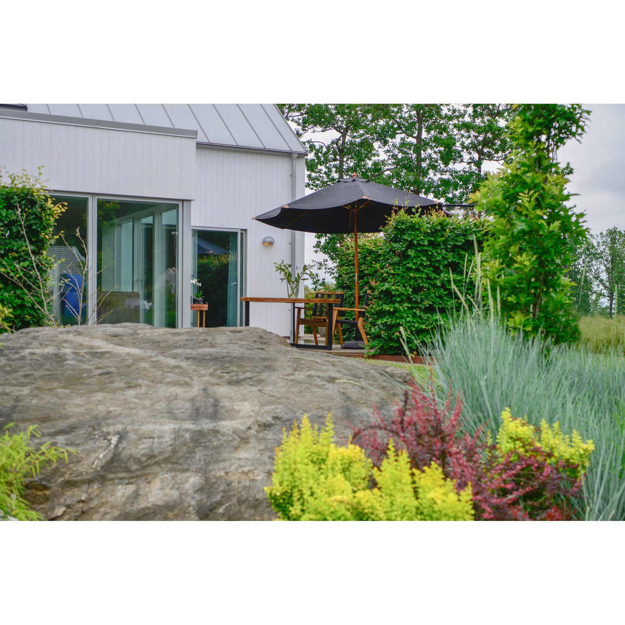 Träparasoll 335 cm Svart