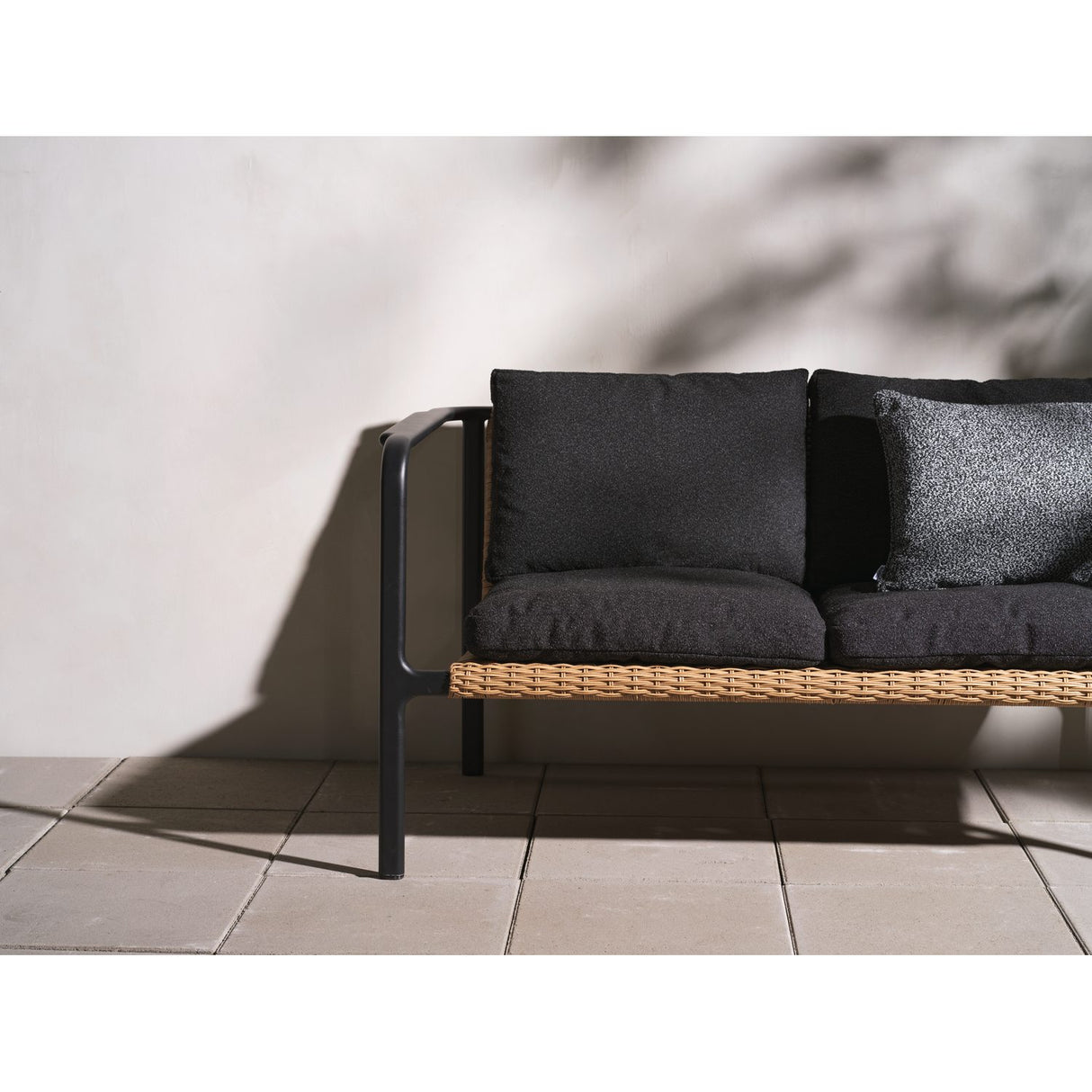 Motty 2-sits Soffa 140x76 cm Svart/Teddy Black