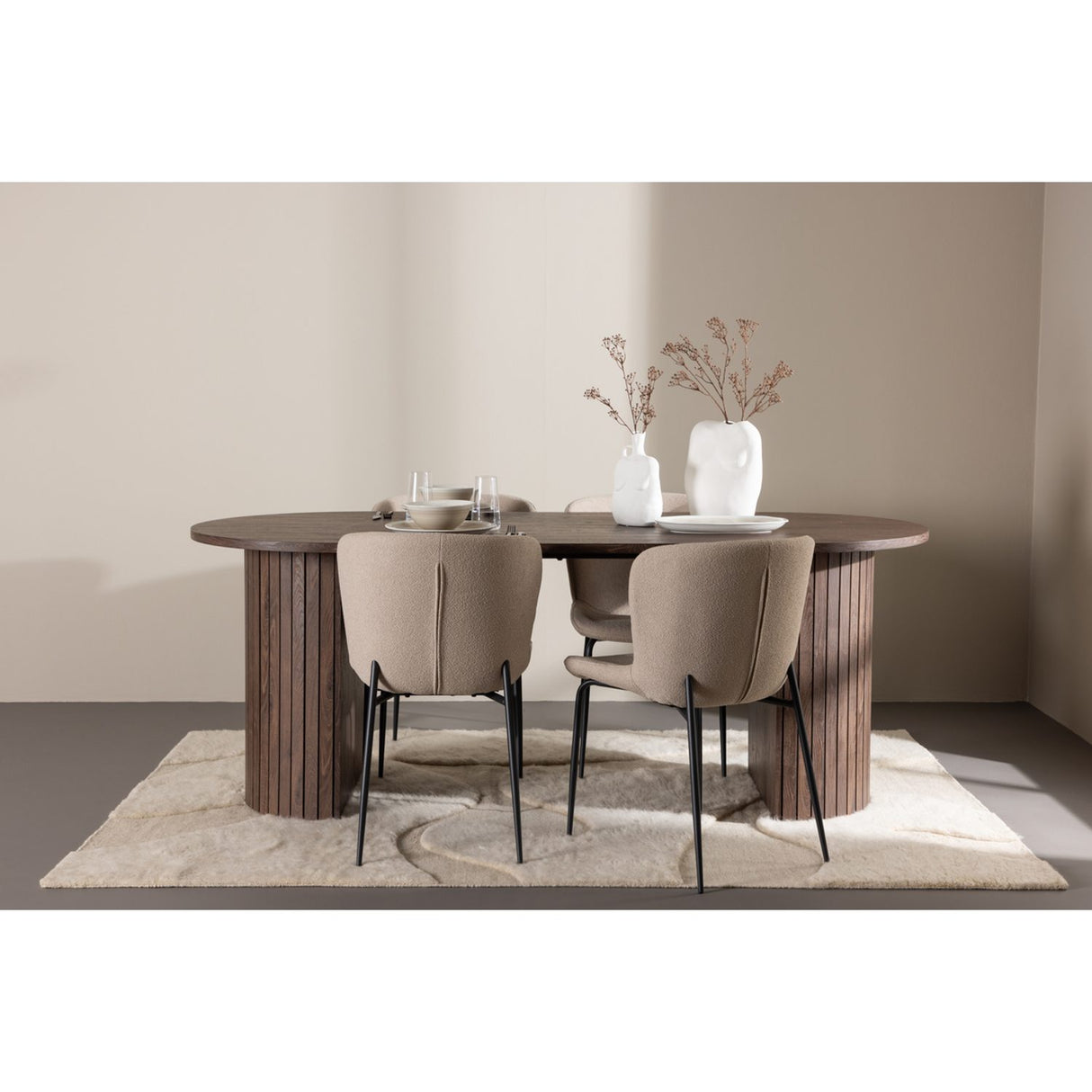 Härön, Modesto Ovalt matgrupp Beige,Svart, Mocka, 200 x 90