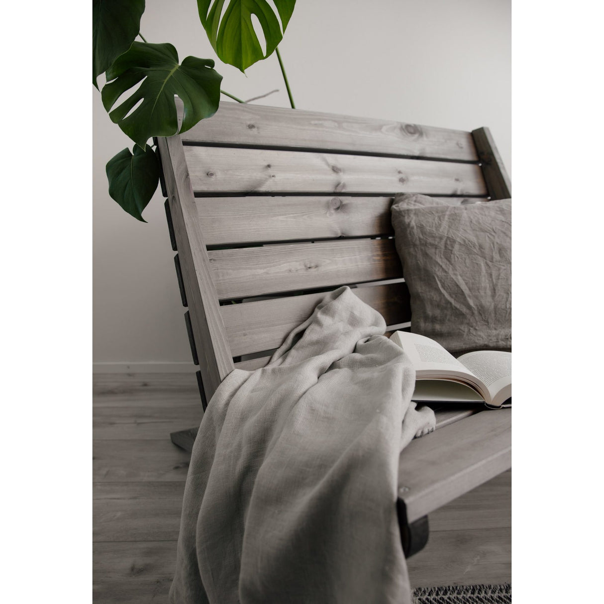 Granny Utestol Double Furu Oljad Grå