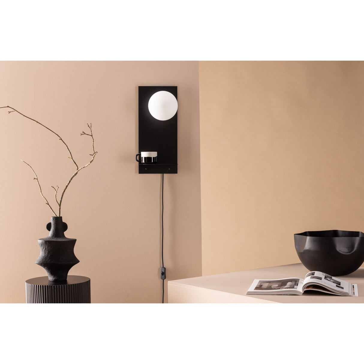 Troyes Vägglampa Svart