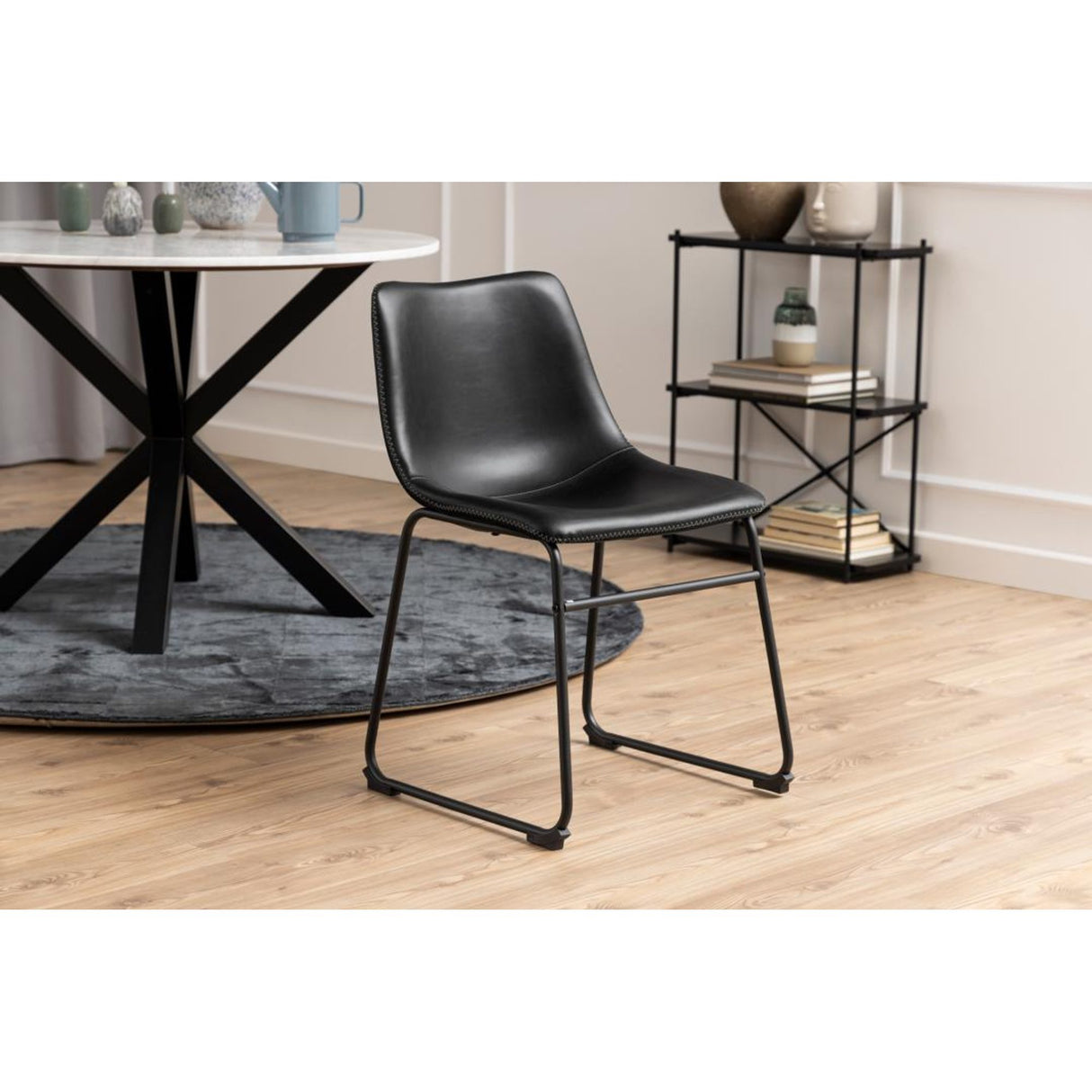 Mathilde Matstol PU Vintage Svart