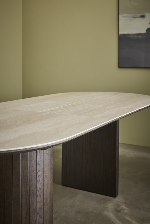 Aria Matbord 100x190-235 cm Keramisk Travertin