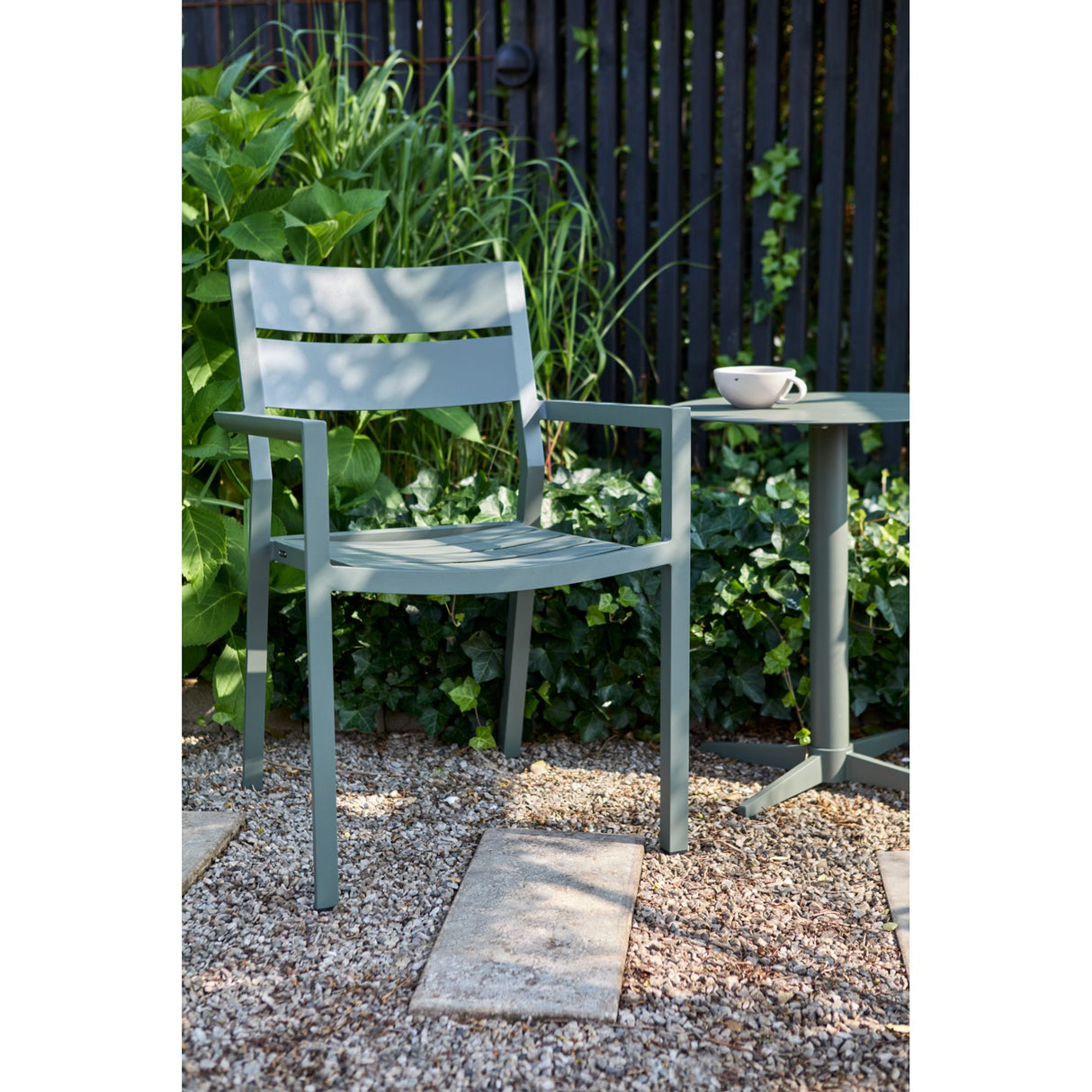 Mill Utesidobord Nordic Green