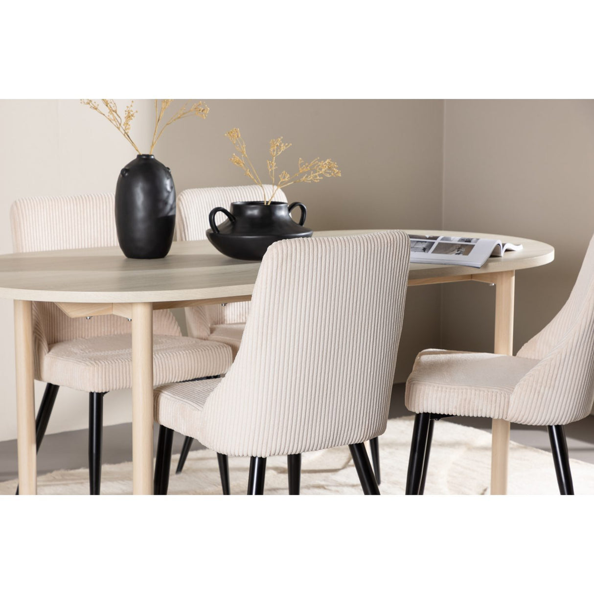 Andy, Leone Ovalt matgrupp Beige,Svart, Vitlaserad, 180 x 90