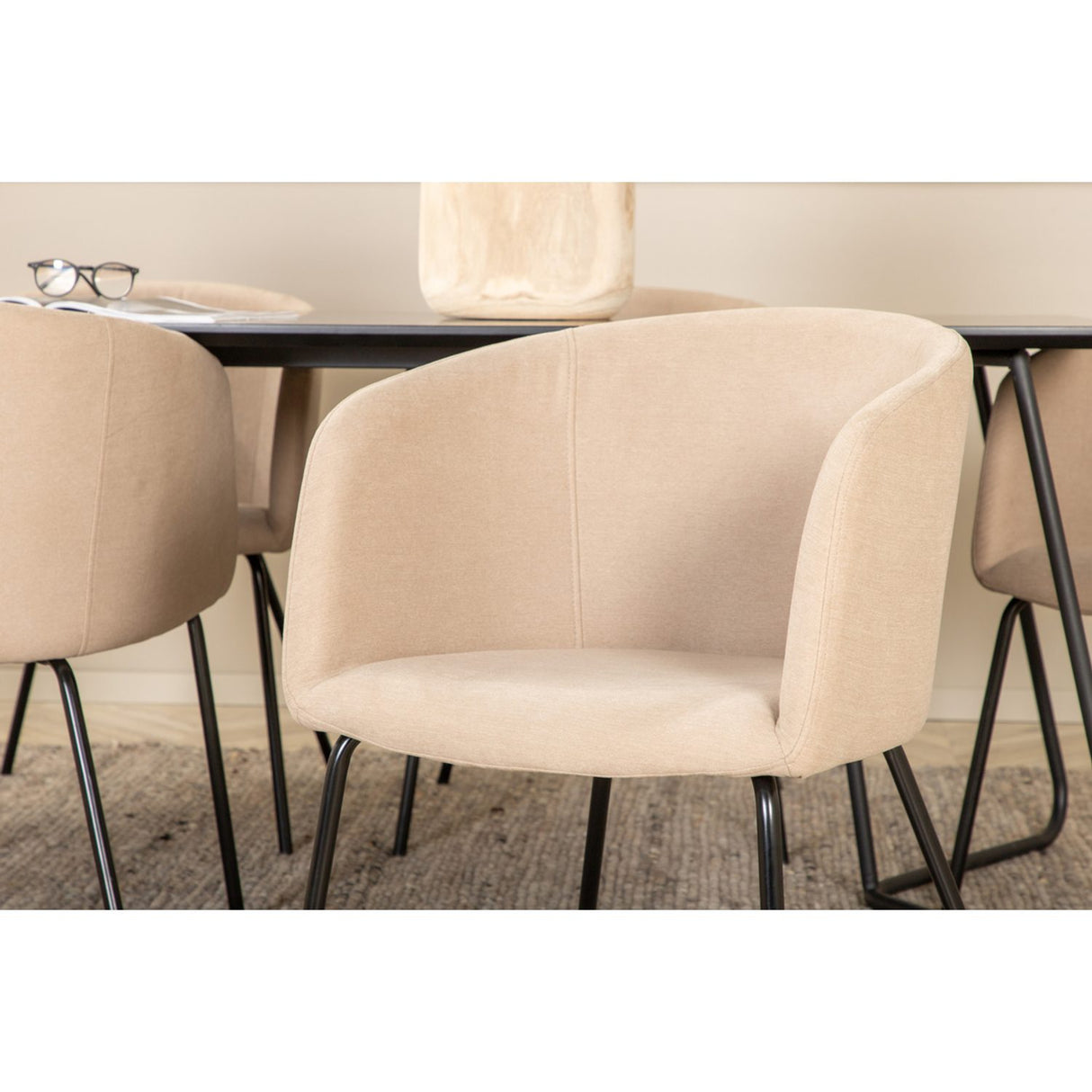 Petra, Berit Rektangulär matgrupp Beige, Svart, Svart, 190 x 90