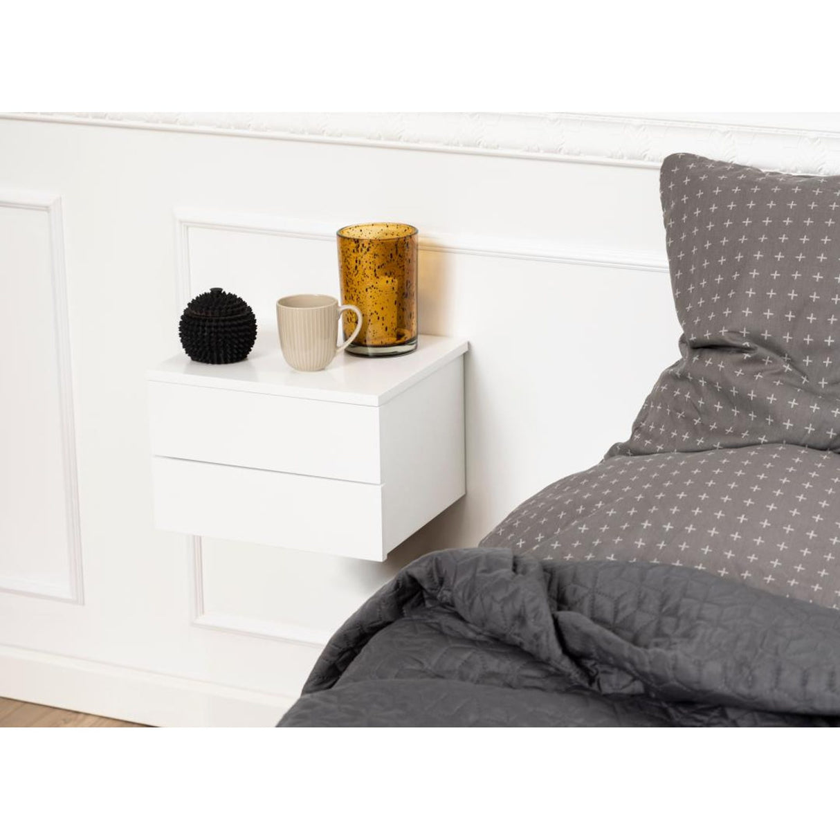 Pigalle Sängbord 2 Lådor Vit