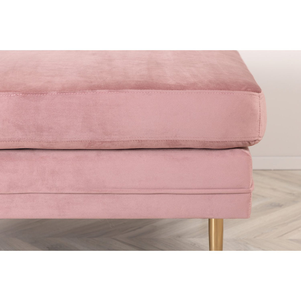 Boom Pall Rosa, Polyestersammet