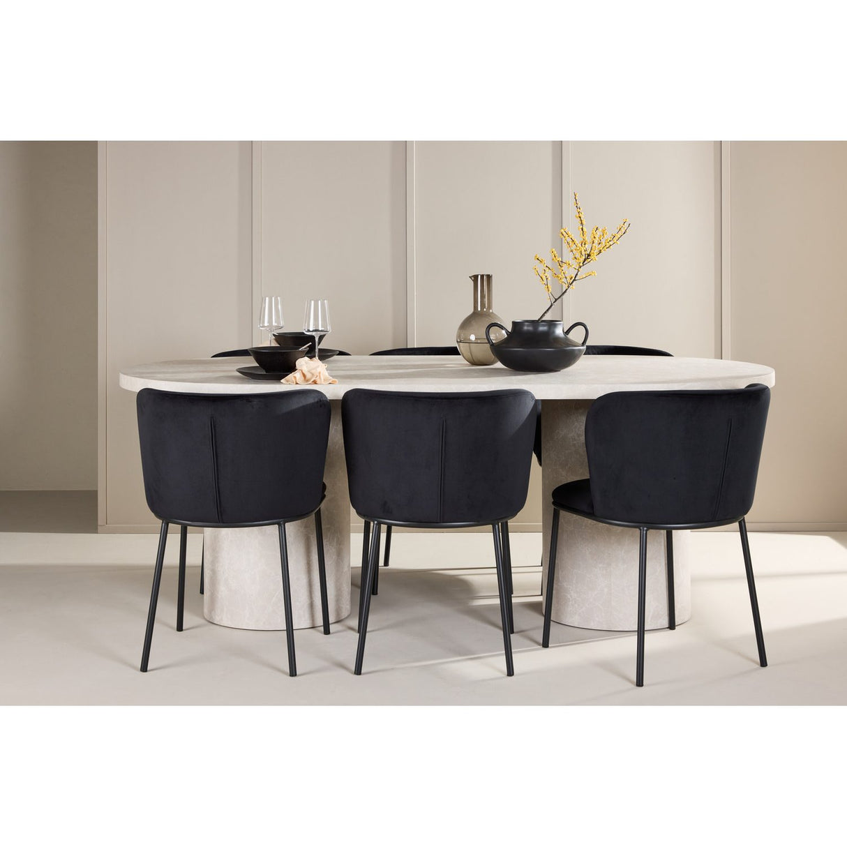 Narvik, Edina Oval matgrupp Svart, Beige, 200 x 100