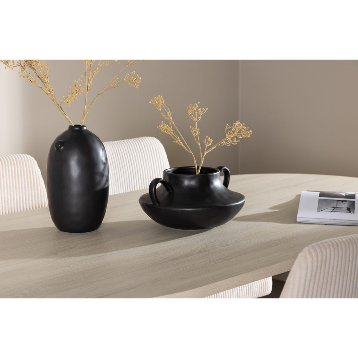 Andy, Leone Ovalt matgrupp Beige,Svart, Vitlaserad, 180 x 90