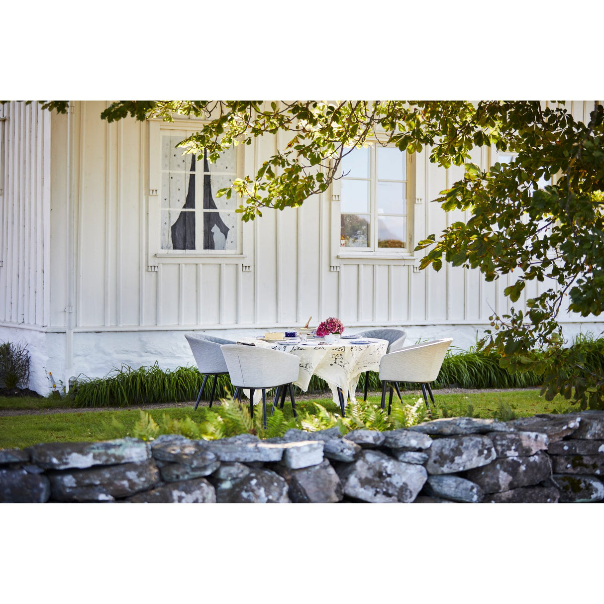 Oxhult Utebord Ø145 cm Svart